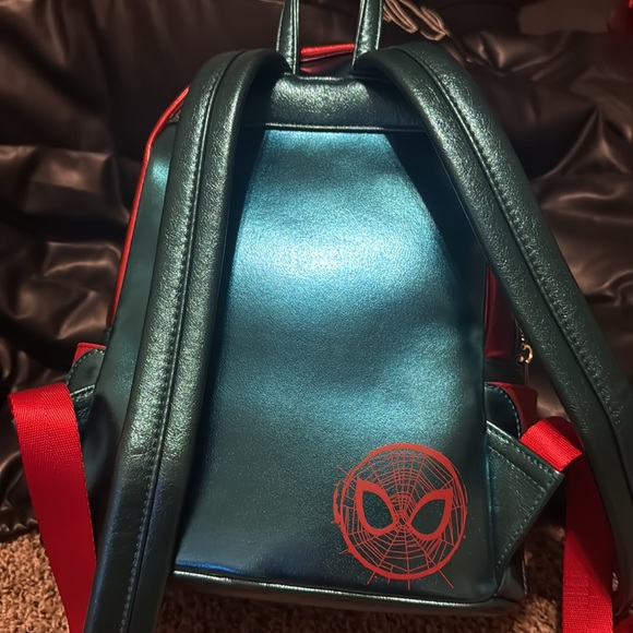 Loungefly Spiderman Backpack - Picture 2 of 3